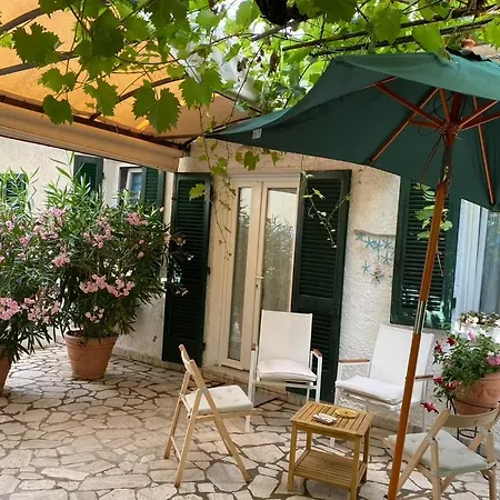 La Casina Al Mare 別荘